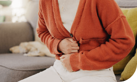 personne en consultation chez un dermatologue