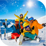 une famille de 5 personnes en vacances au ski 